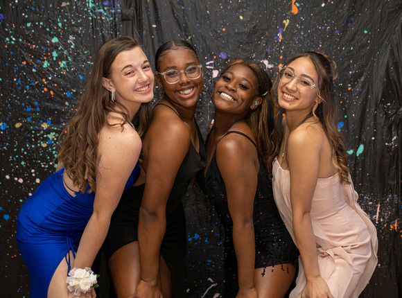 DHS_Prom_2022195