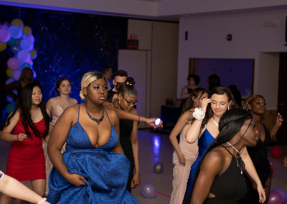 DHS_Prom_2022121