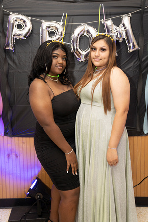 DHS_Prom_202244