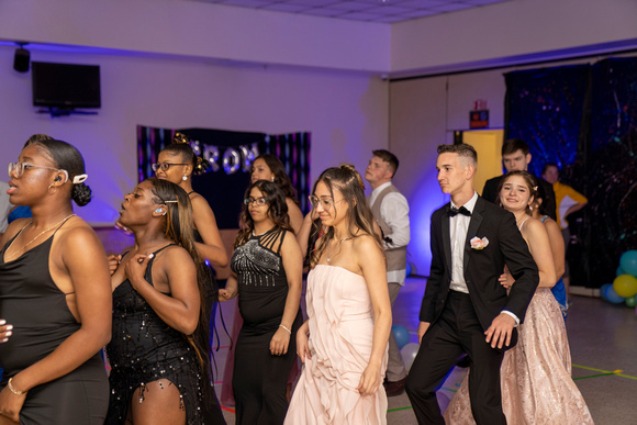 DHS_Prom_2022120