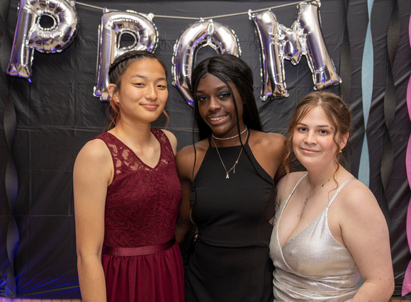 DHS_Prom_202240