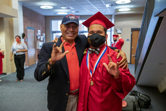 FSDB_Deaf_High_School_Graduation_2021-15